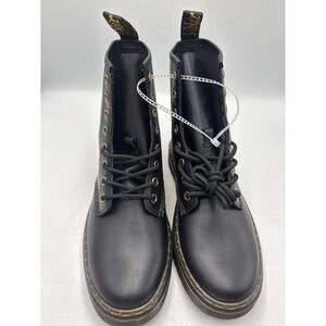 Dr. Martens Zavala Unisex Air Walk‎ Black Leather Combat Boots, Men7/Ladies 8.